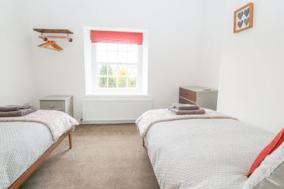 Llys Alaw 26