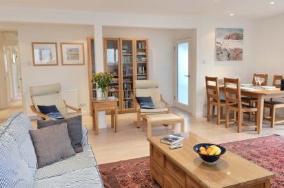 Loch Cottage 9