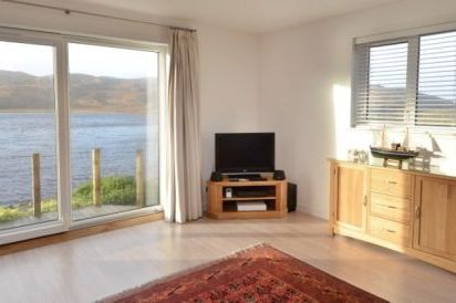 Loch Cottage 11