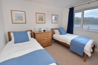 Loch Cottage 17
