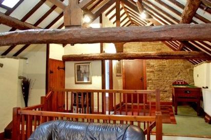 Loft Holiday Barn 5