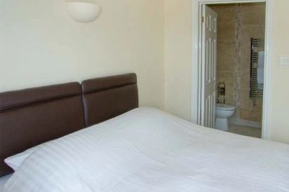 Lower Holiday Lodge 13