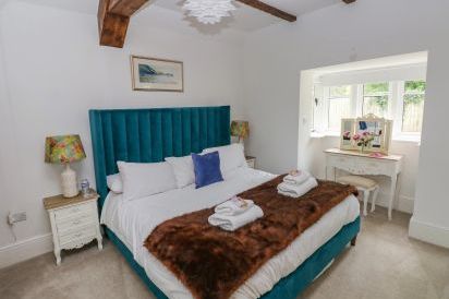 Lower Sketty Green Lodge 11