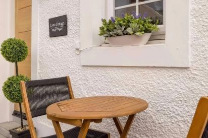 Lyne Cottage, The Retreat 21