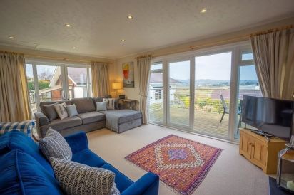 Machroes Cottage 8