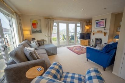Machroes Cottage 10