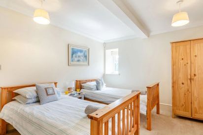 Menai View 20