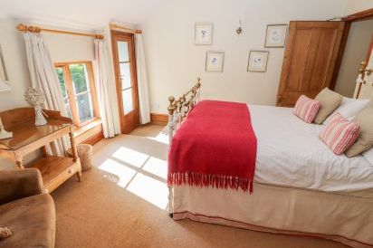 Mickle Trafford Manor 21