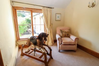 Mickle Trafford Manor 30