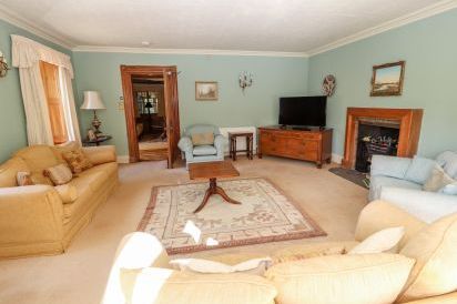 Mickle Trafford Manor 7