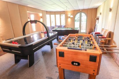 Mickle Trafford Manor 43