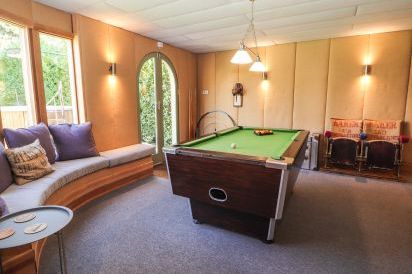 Mickle Trafford Manor 44