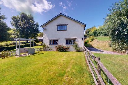 Luxurious Brendon Hills Farmhouse 10