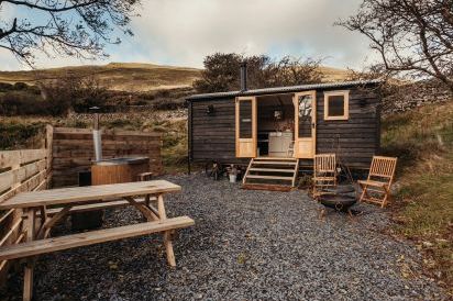 Moelfre - Shepherds Hut 2