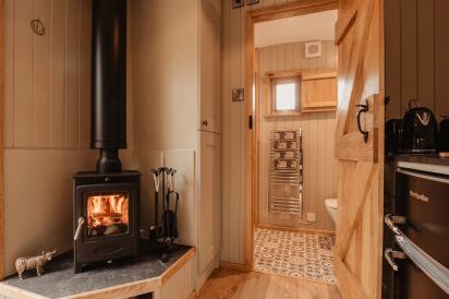 Moelfre - Shepherds Hut 4