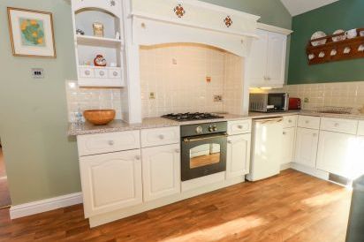 Molls Cottage 10