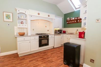 Molls Cottage 12