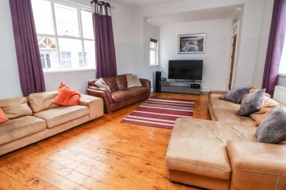Mountain View Group Accommodation 4
