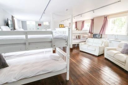 Mountain View Group Accommodation 16