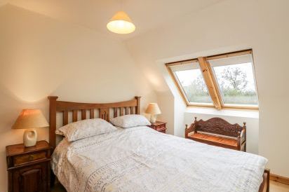 Nantusi Pet-Friendly Cottage, Kirriemuir, Central Scotland  12
