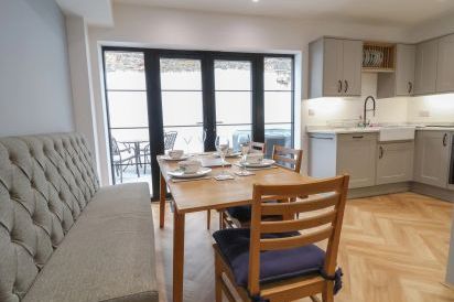 Neptune Cottage 6