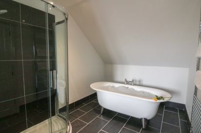 Oakwood House 22