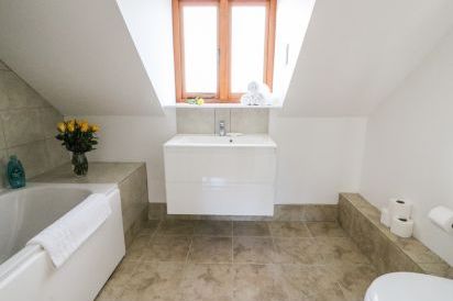 Oakwood House 35