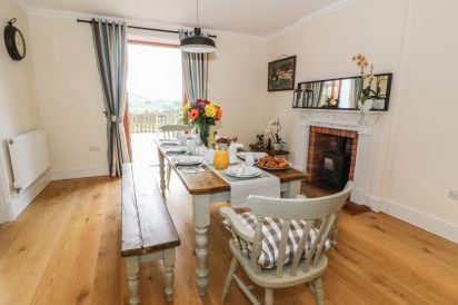 Oakwood House 11