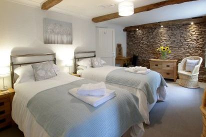 Old Barn House, Hereford 4