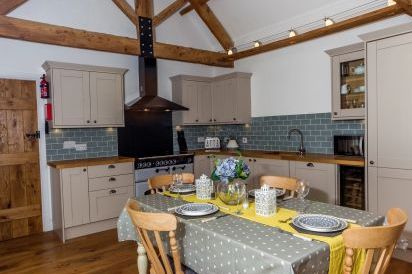 Oxen Cottage Dog Friendly Holiday Cottage, Upper Seagry, Cotswolds  3