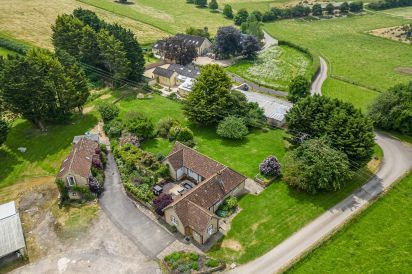 Oxen Cottage Dog Friendly Holiday Cottage, Upper Seagry, Cotswolds  18
