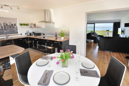 Peninsula Cottage 13