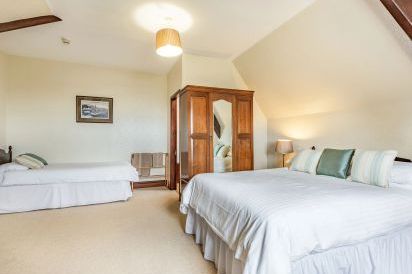 Pensarn Hall dog friendly holiday cottage, Llanbedr, North Wales  28
