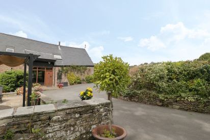 Pentre Barn 2