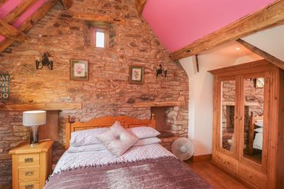 Pentre Barn 13