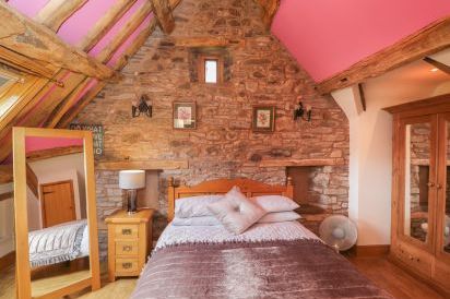 Pentre Barn 15