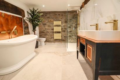 Plas Glan Yr Afon 44