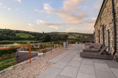 Plas Glan Yr Afon 53