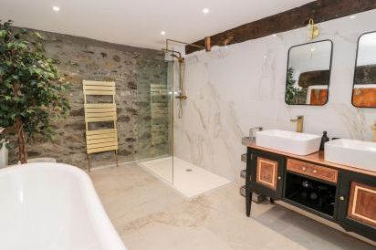 Plas Glan Yr Afon 45