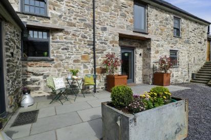 Plas Glan Yr Afon 51