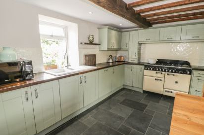 Plas Mawr 9