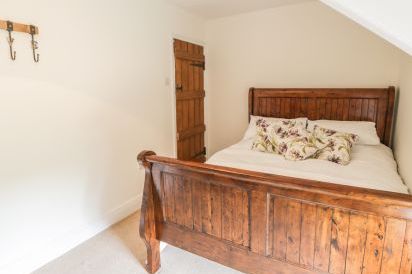 Plas Mawr 18