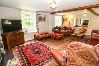 Plas Mawr 6
