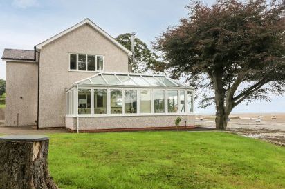 Porth Llongdy Uchaf 64