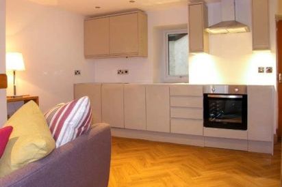 Quayside Holiday Cottage 2