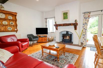 Quiet Waters Cottage 4