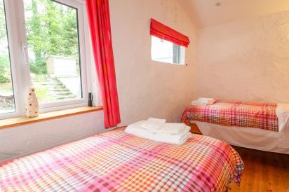Quiet Waters Cottage 11