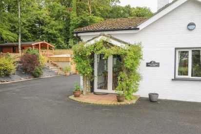 Quiet Waters Cottage 2