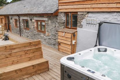 Rhianwen, Plas Moelfre Hall Barns 29