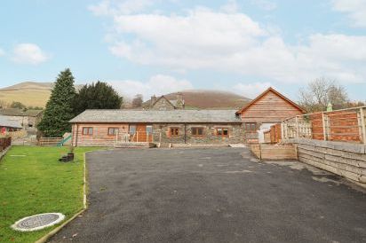 Rhianwen, Plas Moelfre Hall Barns
